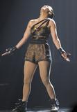 th_73562_Celebutopia-Jennifer_Lopez_performs_at_the_2009_American_Music_Awards-01_122_1110lo.jpg