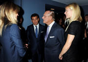 th_887413628_Gwyneth_Paltrow_and_Cameron_Diaz_reception_to_launch_The_Arts_Club_in_London_October_5_2011_006_122_3lo.jpg