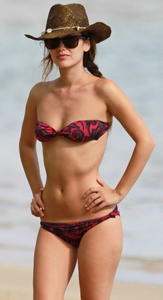 Rachel Bilson sexy bikini in Hawaii