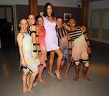 th_75315_adriana_lima_at_the_dance_for_tolerance_forum_07_122_908lo.jpg