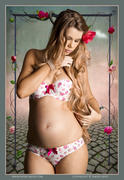 Dannii Pregnant Beauty - x61 - 5000px-v6elm60fz1.jpg