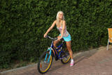Bridget Brooke - Nude Cyclist -n3uqshd1kr.jpg